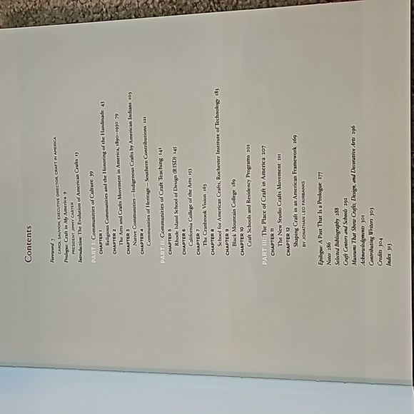 Craft In America Table Book 2 Centuries of Arts & Objects - Picture 6 of 12